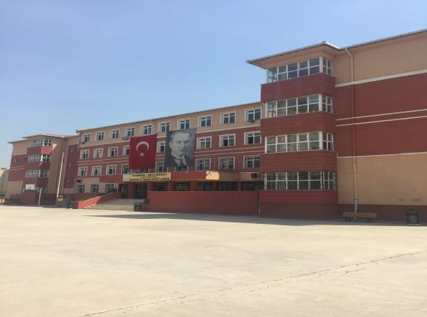 Beylikdüzü Azem Yükseloğlu Anadolu İmam Hatip Lisesi Fotoğrafı
